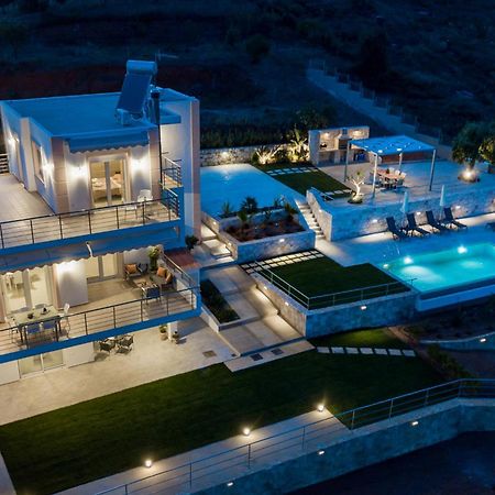 Villa Oasis Galatás المظهر الخارجي الصورة