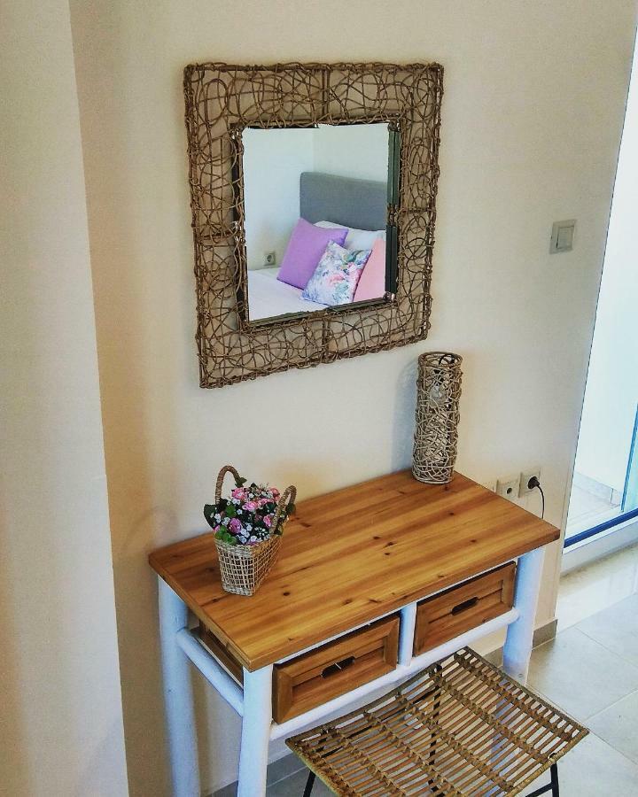 Villa Oasis Galatás المظهر الخارجي الصورة