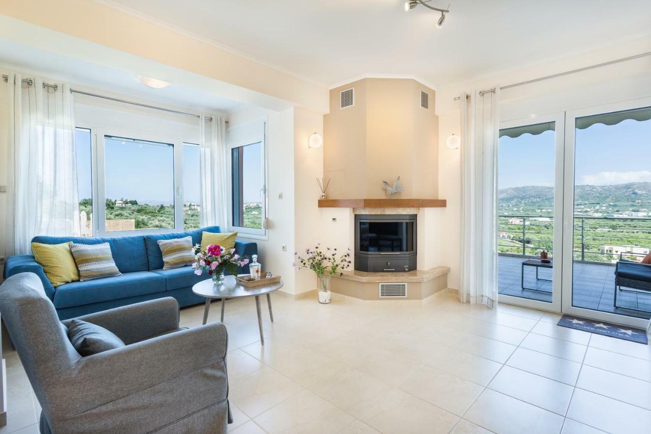 Villa Oasis Galatás المظهر الخارجي الصورة